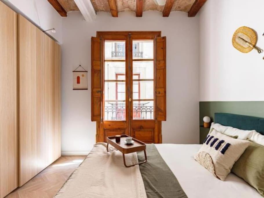Spacious In The Gothic Barcelone
